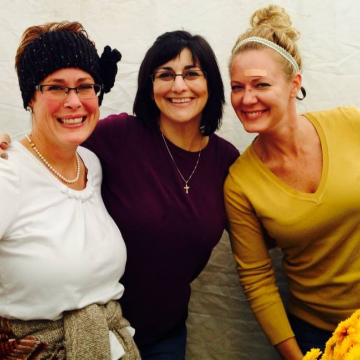 Jennifer, Tracey and Shelley from Happy Day Antiques at the Gold Rush Festival